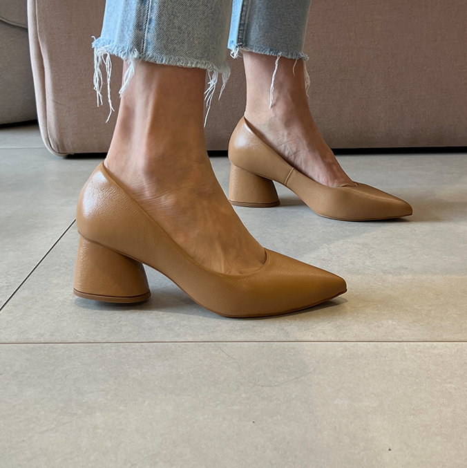 Scarpin Celi Caramelo
