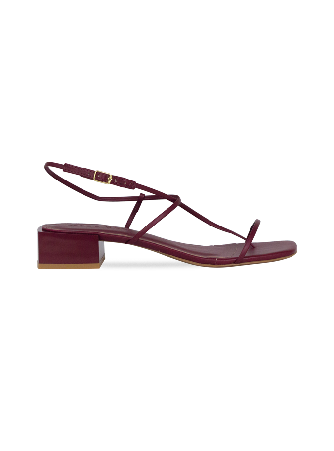 Sandálias Taina Vinho – Design Clean, Elegância Máxima