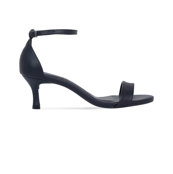 Sandália Carly NP Preto com salto baixo e design minimalista