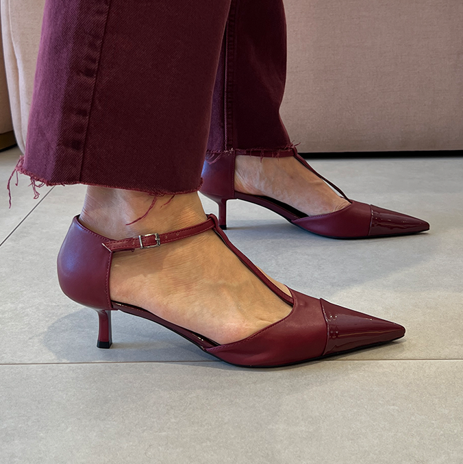 Scarpin Chayenne New Vinho – Salto Médio e Design Sofisticado