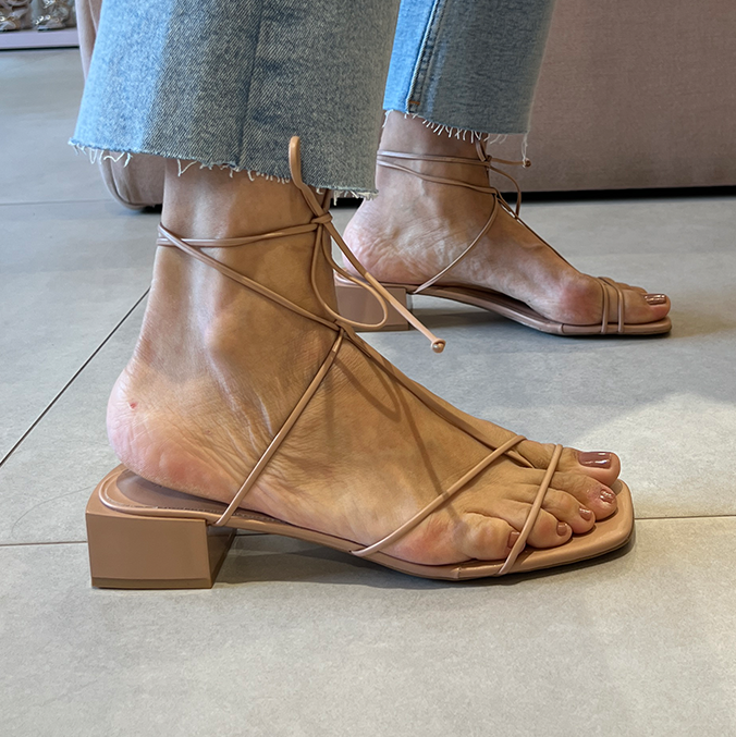 Sandálias Amber Low Nude