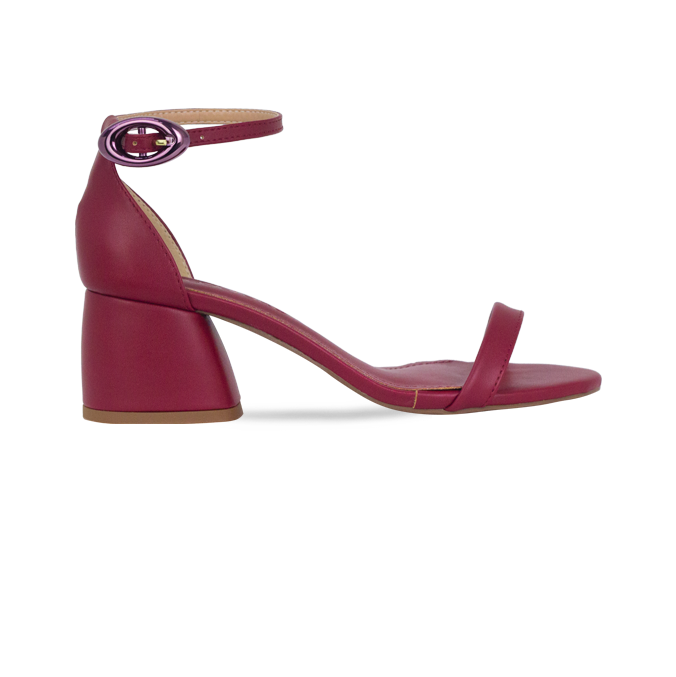 Sandálias Wilda Vinho com salto bloco e fivela cromada