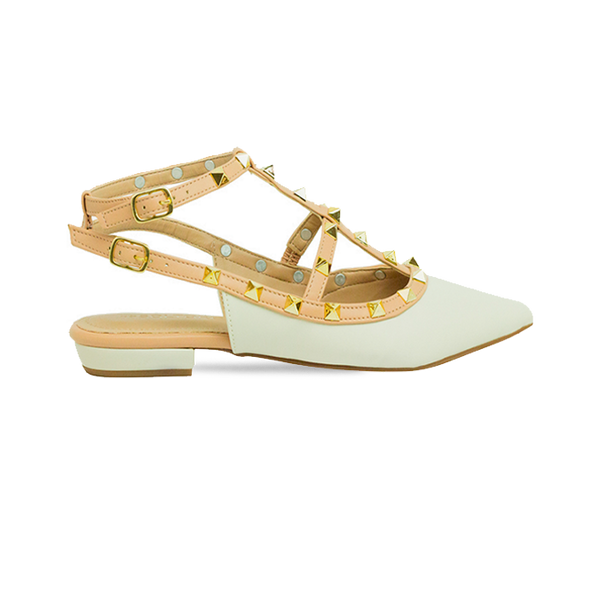Sapatilhas Mona Flat Off White: Toque de Estilo com Pirâmides