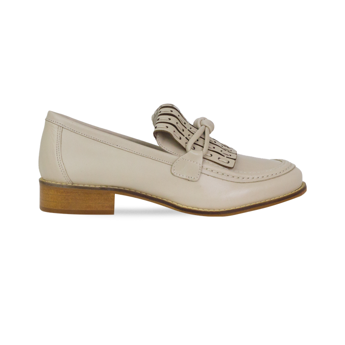 Mocassim Soho Off White com Franja Artesanal