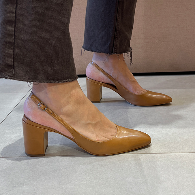 Scarpin Susy Caramelo