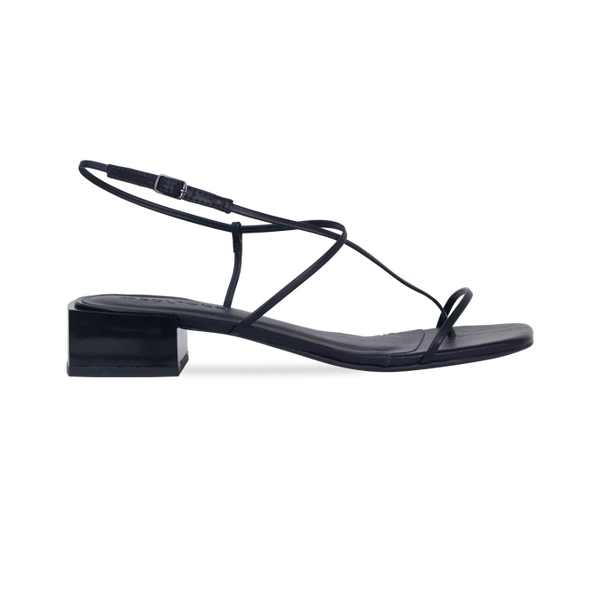 Sandálias Taina Preto – Design Clean, Elegância Máxima