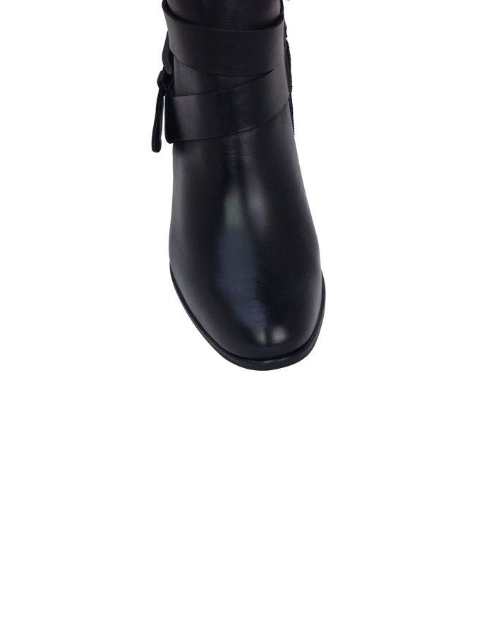 Botas Dillay Preto Cano Médio e Salto 4cm