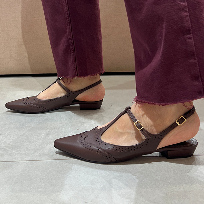 Sapatilhas Umara Sap Marrom – A Elegância do Oxford em Versão Flat