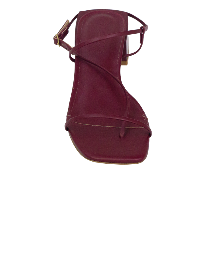 Sandálias Taina Vinho – Design Clean, Elegância Máxima