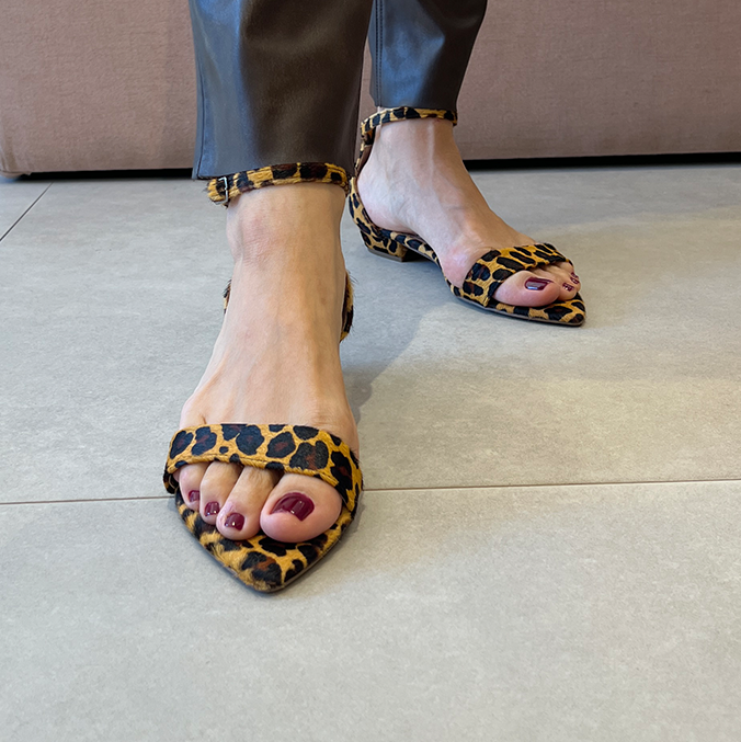 Rasteiras Liane Flat Onça