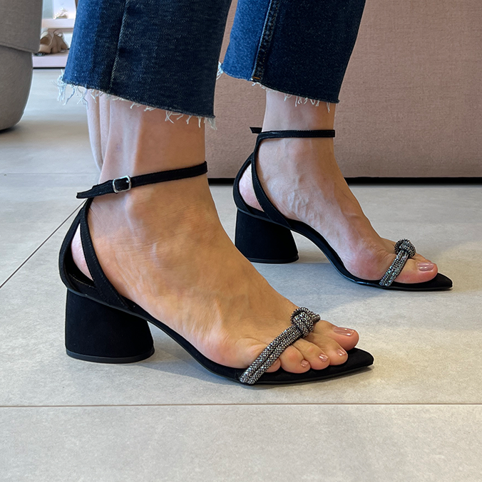 Sandálias Flavia Preto