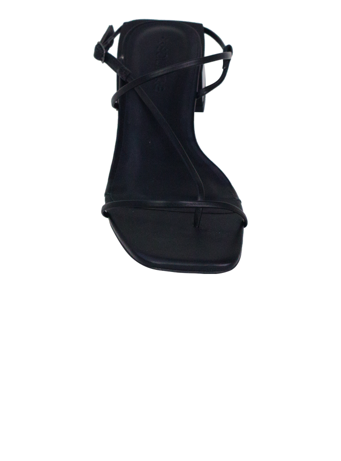 Sandálias Taina Preto – Design Clean, Elegância Máxima