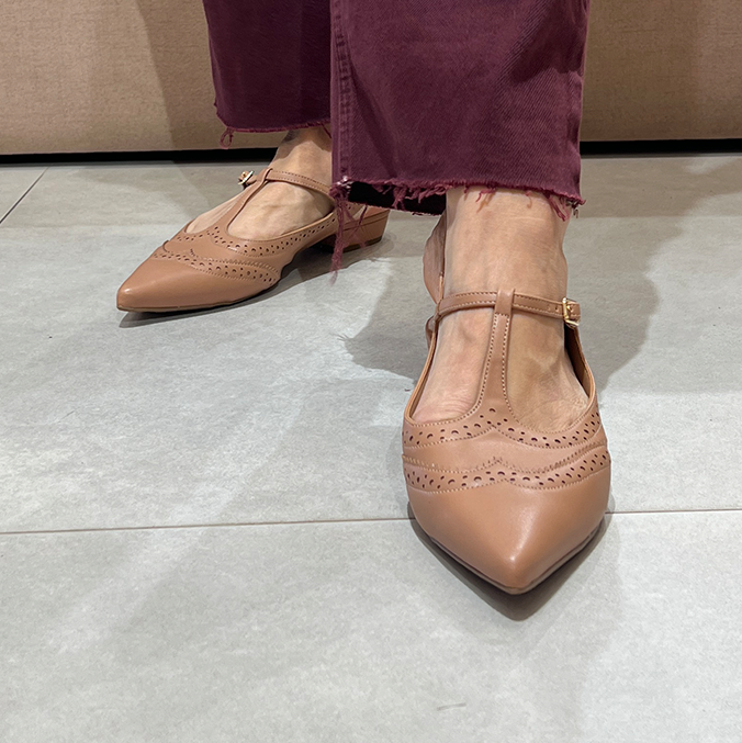 Sapatilhas Umara Sap Tan – A Elegância do Oxford em Versão Flat