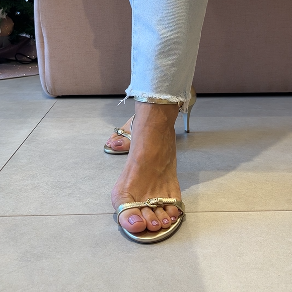 Sandálias Ivone Dourado