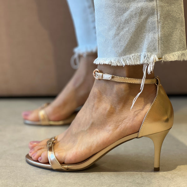 Sandálias Ivone Cobre