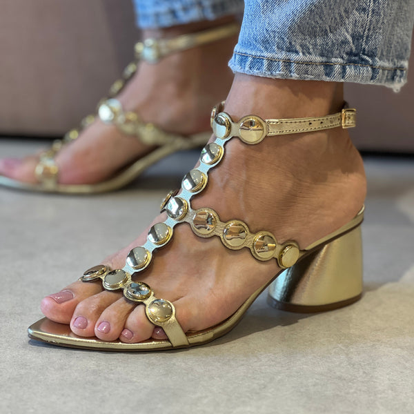Sandálias Francine Low Dourado