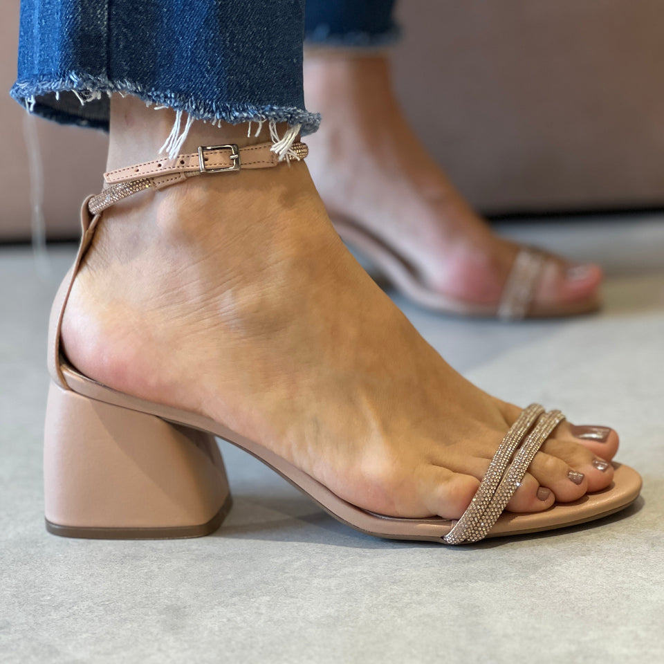 Sandálias Briana Low Nude