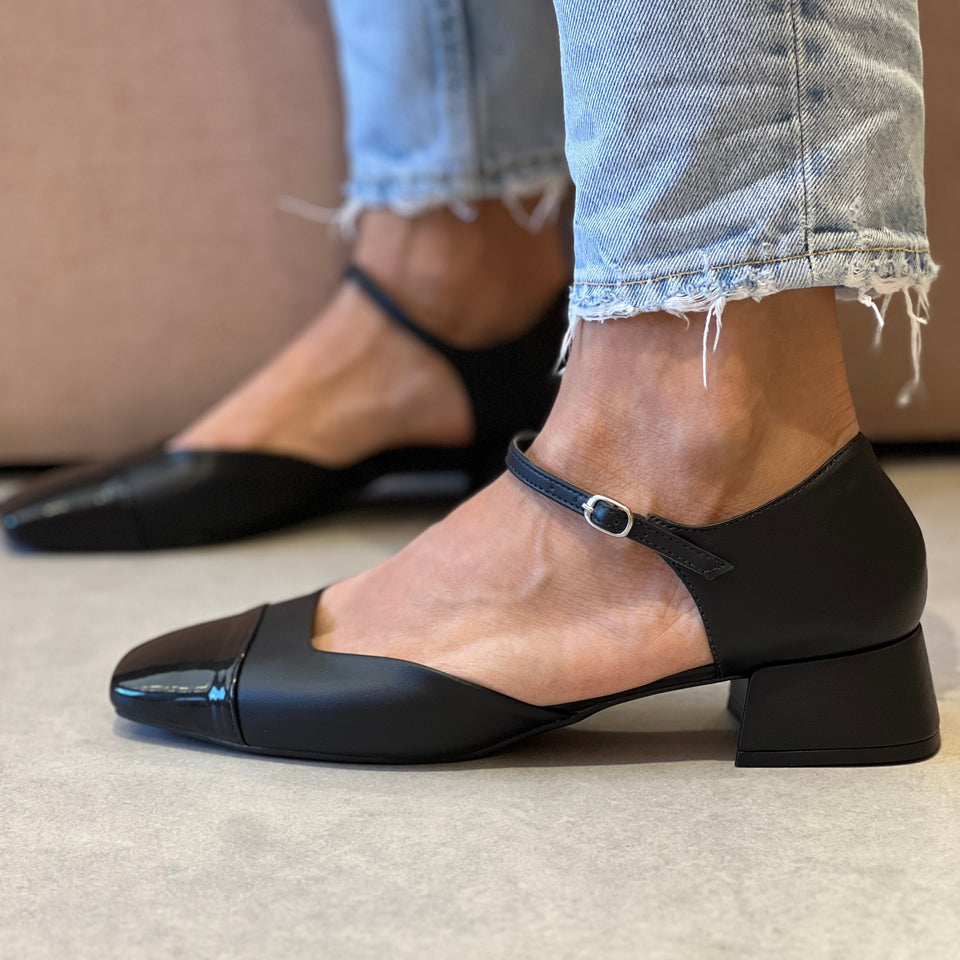 Scarpin Lorena Preto
