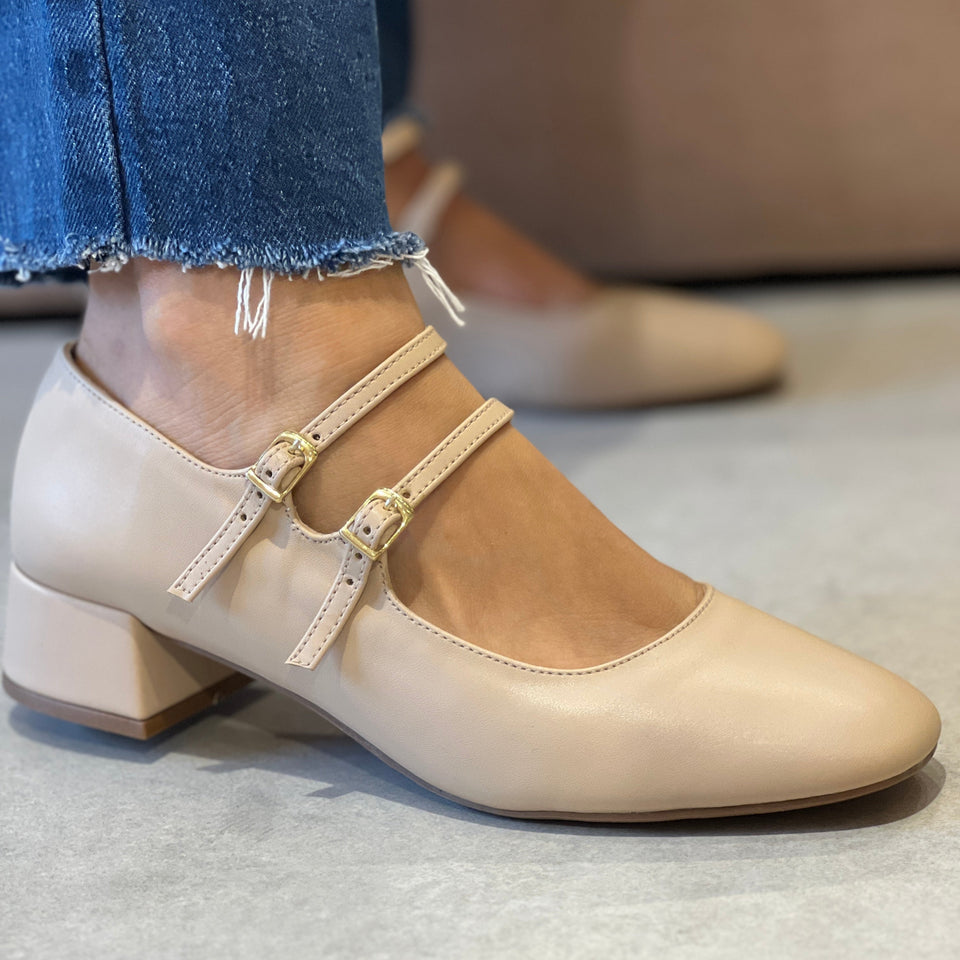 Scarpin Isadora Amendoa