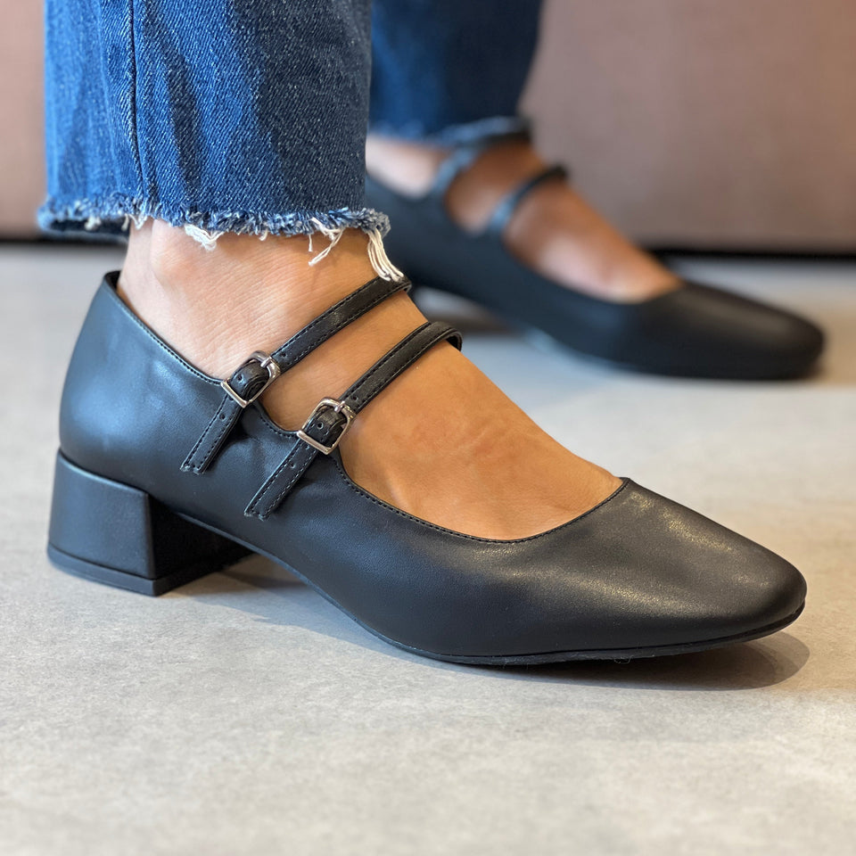 Scarpin Isadora Preto