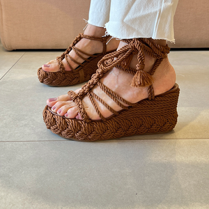 Sandália Lua Marrom