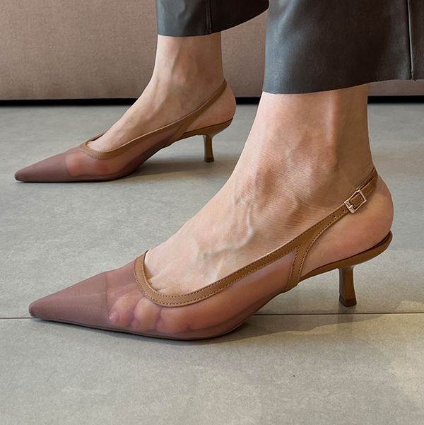 Scarpin Janaina New Capuccino Tela e Salto 5cm