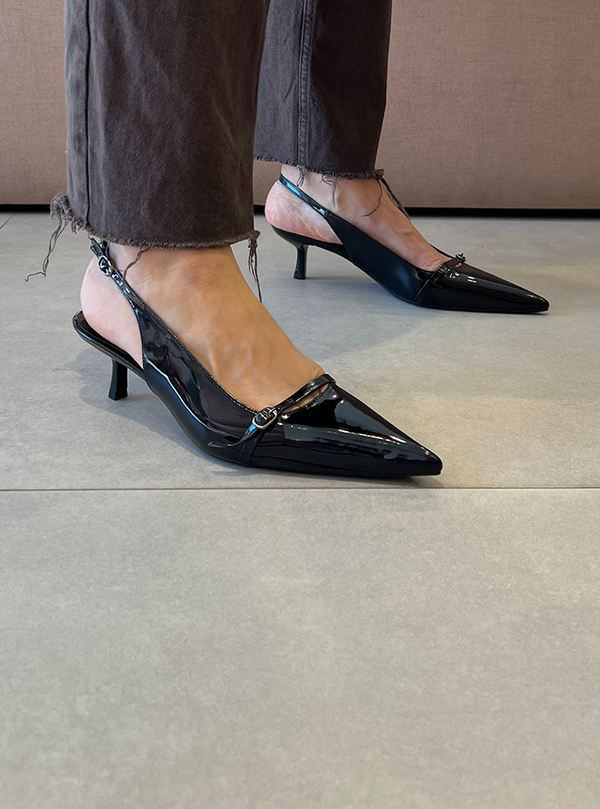 Scarpin Carol Preto – Estilo refinado no salto 5 cm