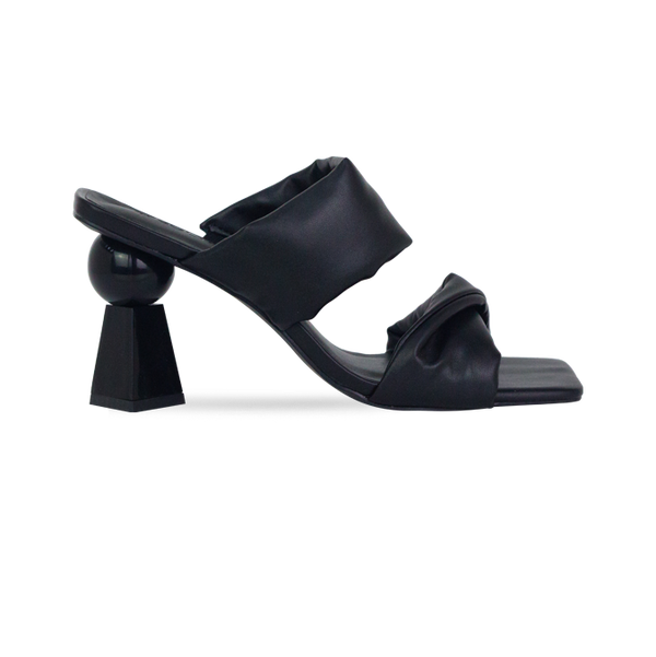 Sandália Nivea Preto com Salto Escultural