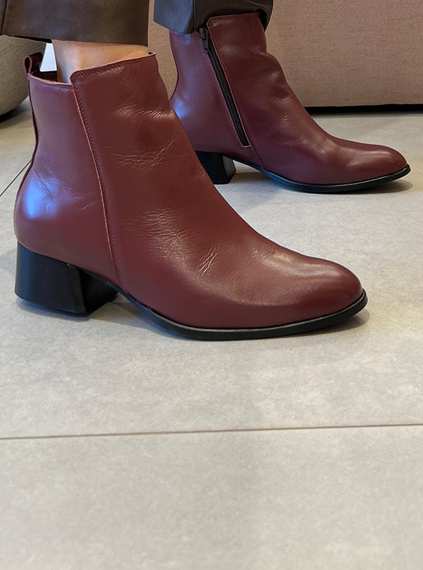 Botas Louvre Vinho com Cano Médio e Salto 4cm