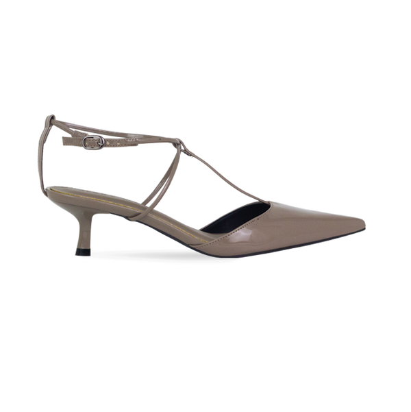 Scarpin Misty New Cinza Verniz e salto de 5cm
