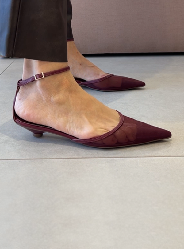 Scarpin Nina Vinho com Tela e Tira no Tornozelo – Nina, a Elegância do Inverno