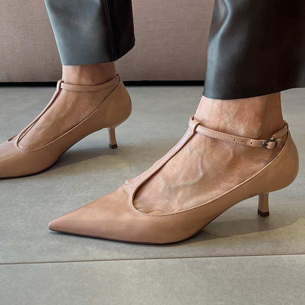 Scarpin Mia Nude com T-Bar e Salto 5cm