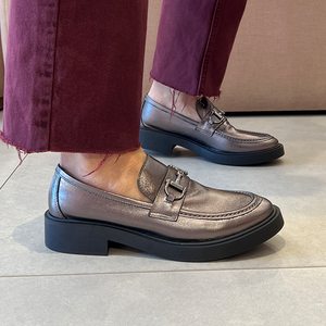 Mocassim Claudia Prata Velho