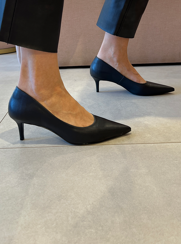 Scarpin Luna Preto com Forro Monocromático