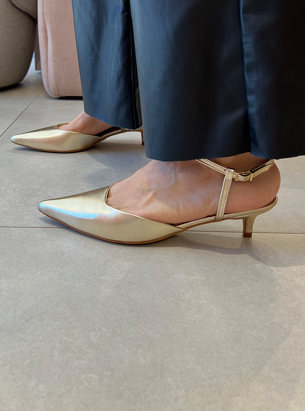 Scarpin Naura Dourado