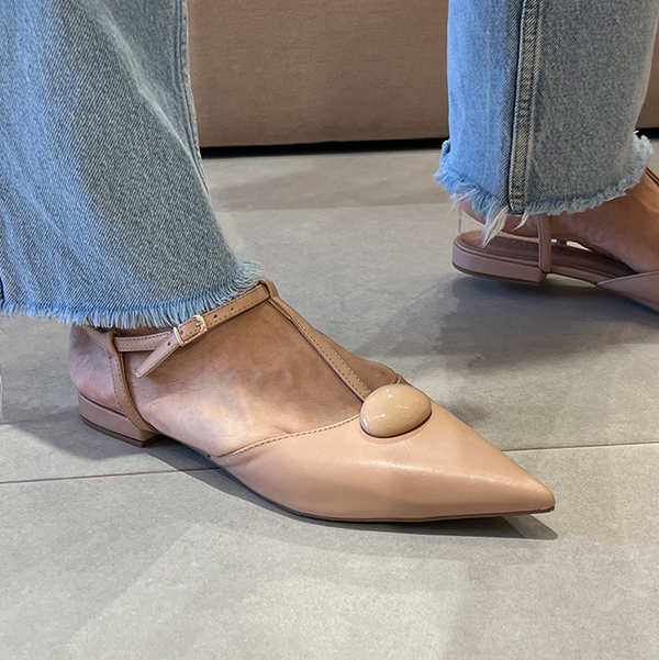 Sapatilhas Kiara Sap Nude com Bico Fino e Pulseira