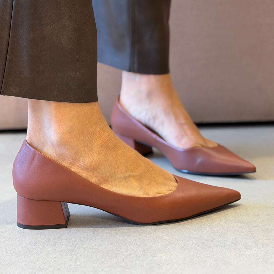 Scarpin Eloa Whisky