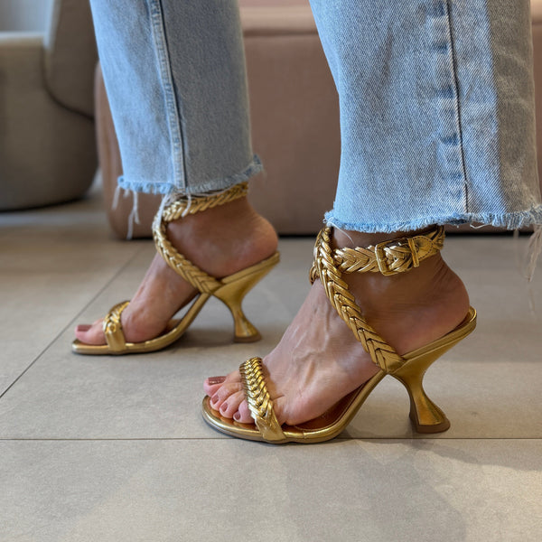 Sandália Mai Dourado