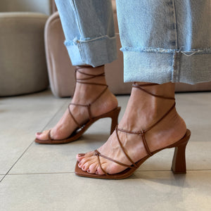 Sandália Valquiria Whisky