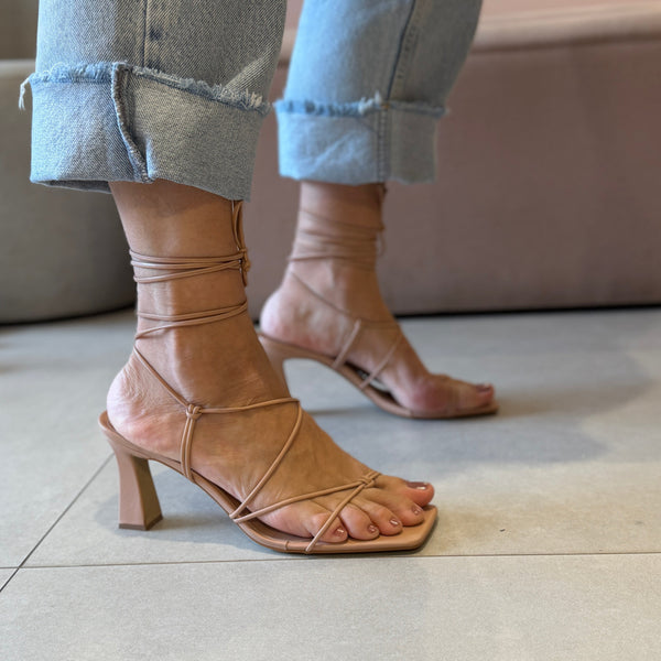 Sandália Valquiria Nude