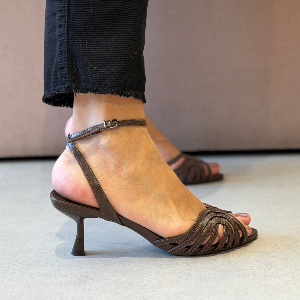 Sandália Roberta Marrom