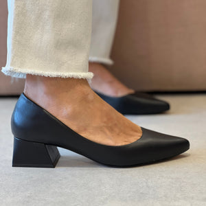 Scarpin Esmeralda Preto