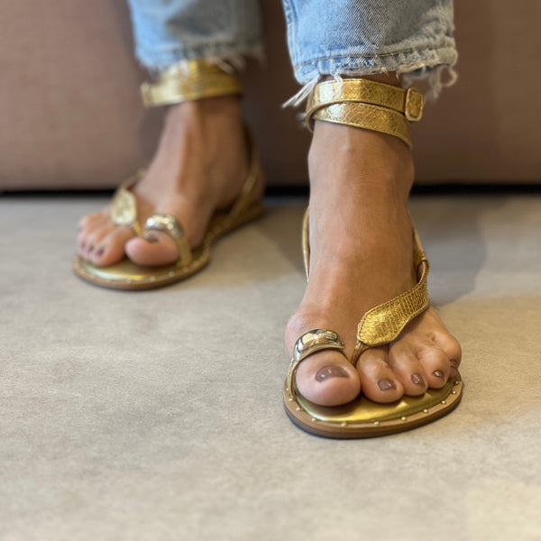 Rasteira Eulalia Dourado