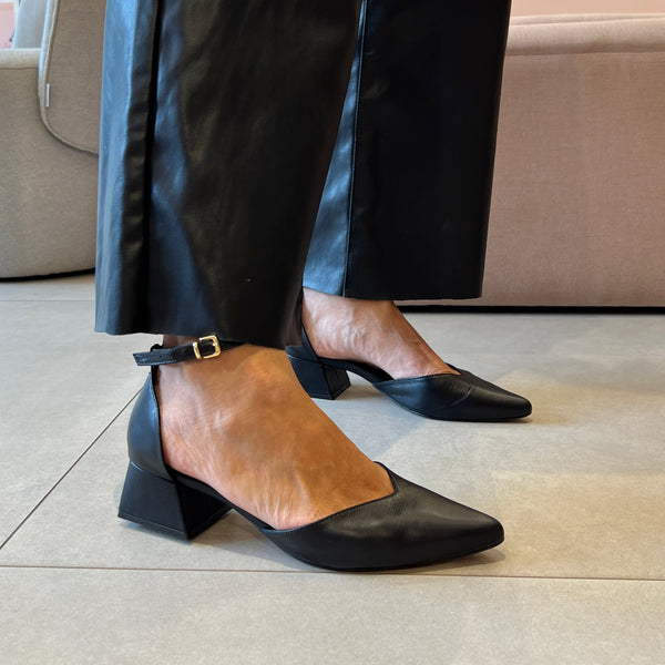 Scarpin Isla Preto