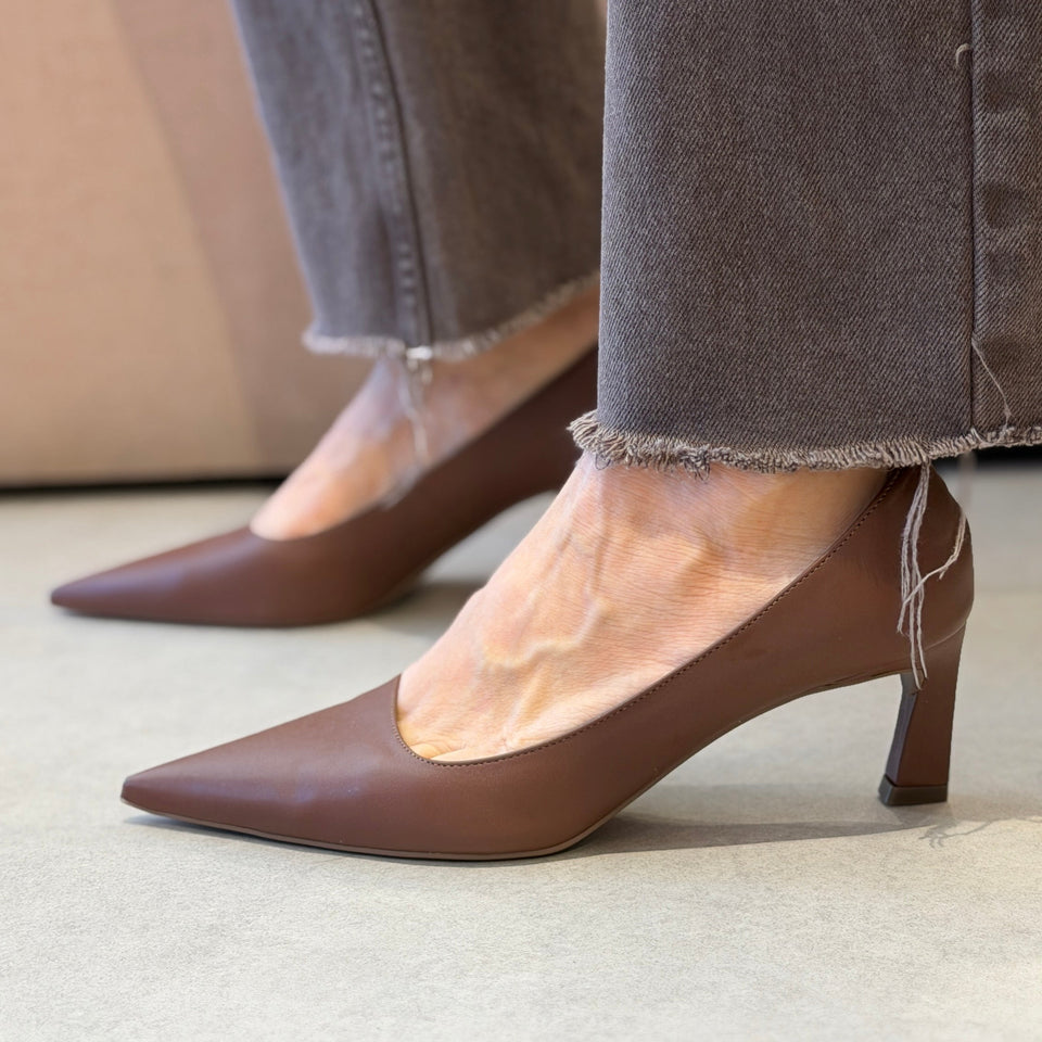 Scarpin Kezia Marrom
