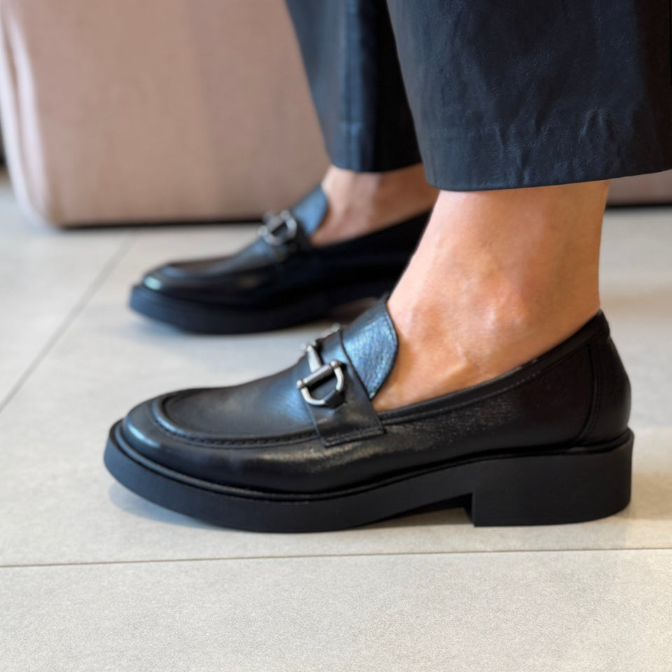Mocassim Claudia Preto