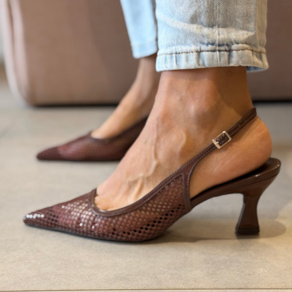 Scarpin Margarida Marrom