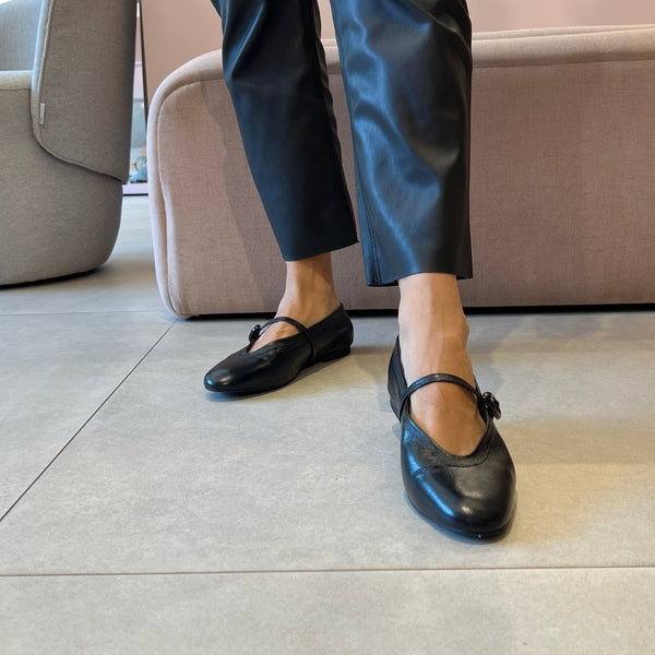 Sapatilha Uda Preto