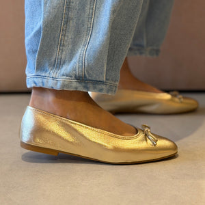 Sapatilha Emilia Dourado