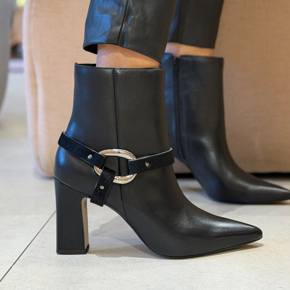 Bota Louis Preto